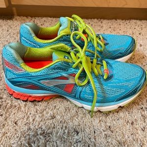 Women’s Brooks Ravenna 5